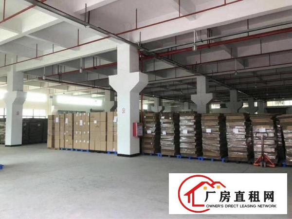
		原房东三层独院厂房面积总计约5000平方米招租
	