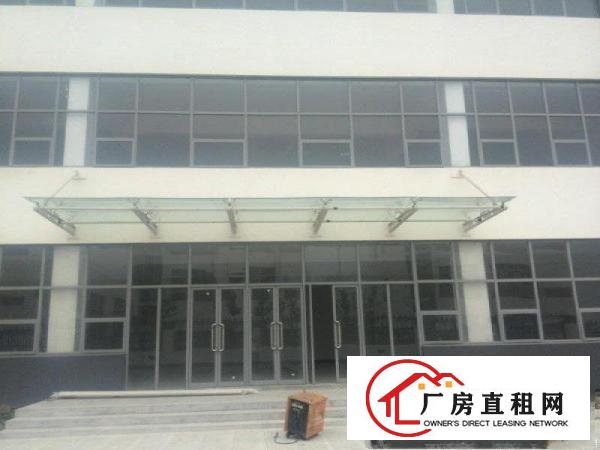 
		靠企石东部快速边成熟工业园区分租一楼600平水电齐
	