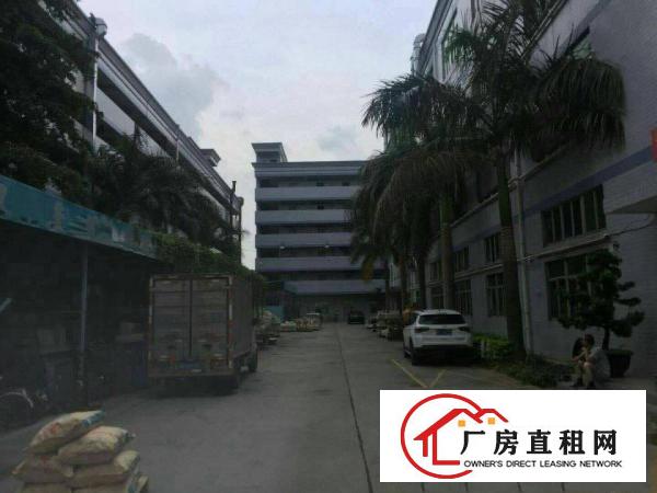 
		惠州新圩高速出口刚出1650平一楼标准厂房大小可分
	