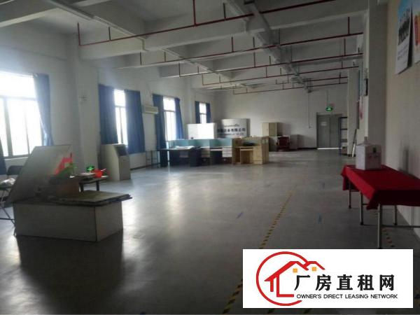 
		现成装修，惠州新圩国道边3楼1050平米
	