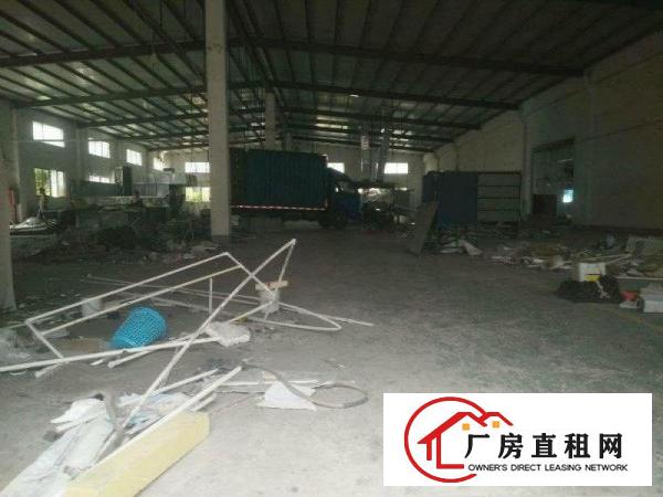 
		原房东独门独院厂房3000平方
	