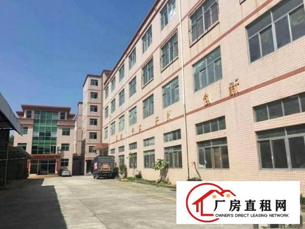 
		惠州市镇隆高速路口红本厂房9800平方标准厂房出租
	