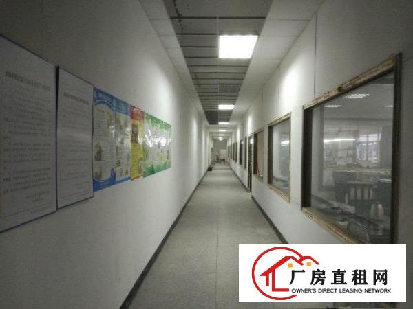 
		镇隆新出原房东厂房三栋29600平米出租可分租
	
