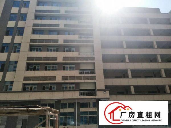
		可做商业可做厂房！带消防喷淋！全新独院厂房出租！
	