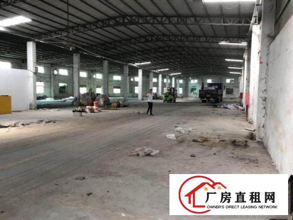 
		镇隆高速出口8米砖墙到顶独院3000平出租。
	