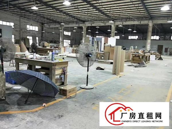 
		秋长刚出单一层5000平花园式厂房
	