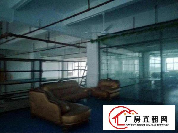 
		惠阳秋长独栋厂房3000平出租，车间金装修现成水电
	
