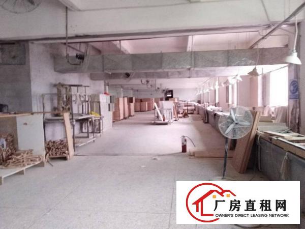 
		秋长带环评证件家私喷油厂房1900平标准厂房
	