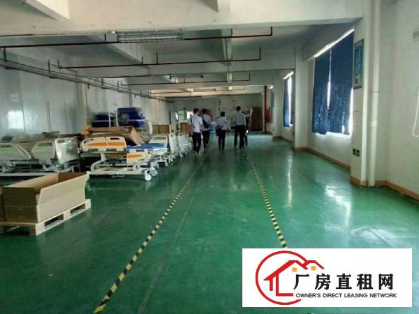 
		现成装修，惠阳秋长主干道边3楼550平米
	