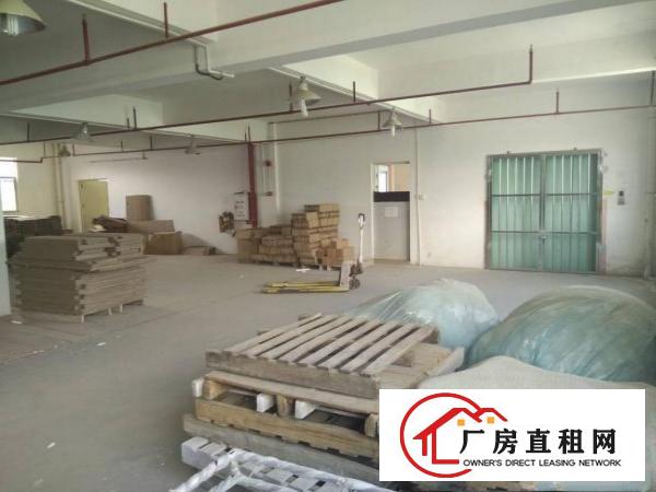 
		惠州秋长新出标准厂房(二楼)1000平方，精装修
	