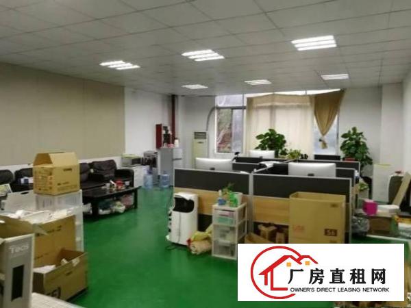 
		惠阳秋长二楼2000平厂房出租带货梯地坪漆可分租
	