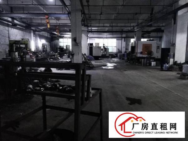 
		秋长一楼900平电500kva行业不限好进大车
	