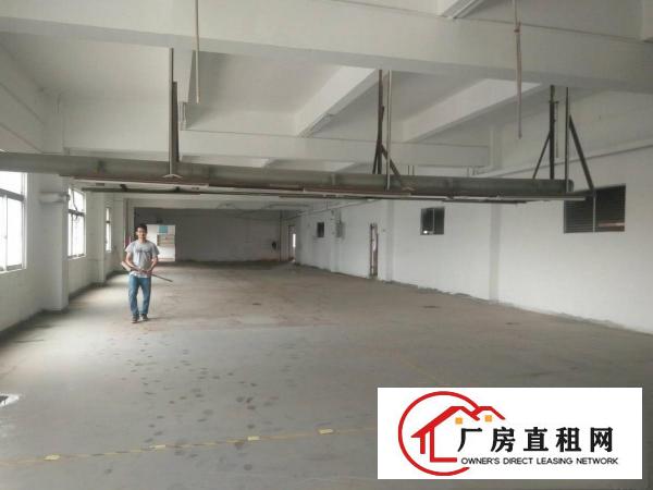 
		惠阳秋长岭湖工业园标准厂房三楼1450平米招租
	