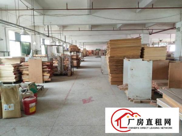 
		秋长新出现成喷油房带环评2100平标准厂房
	