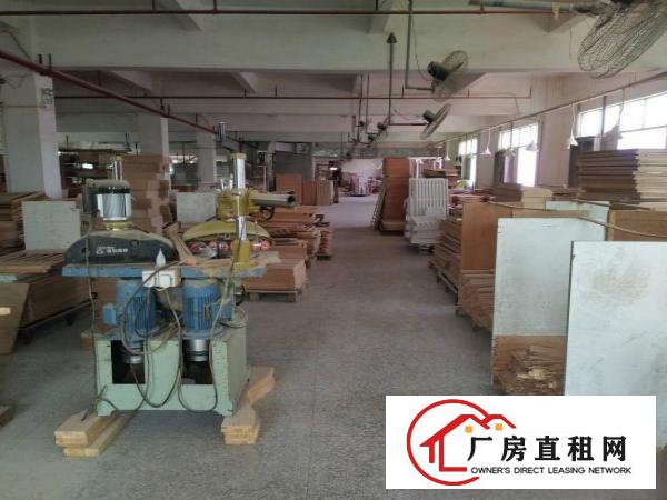 
		秋长新出现成喷油房带环评2100平标准厂房
	