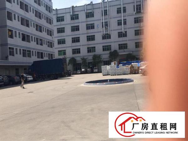 
		秋长原房东3楼2200带精装有消防可分租可办环评
	
