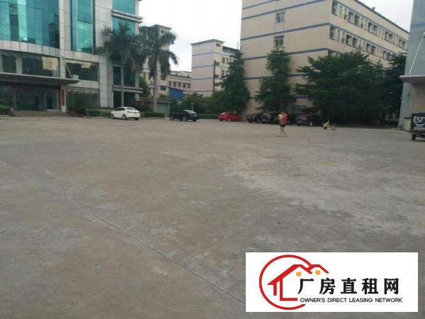 
		秋长新塘新出一楼2500平精装修厂房出租
	
