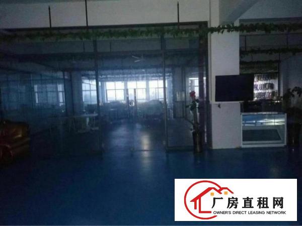 
		惠阳秋长标准独院厂房低价出租，带红本，面积3000
	