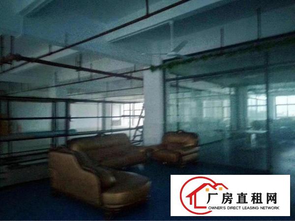 
		惠阳秋长标准独院厂房低价出租，带红本，面积3000
	