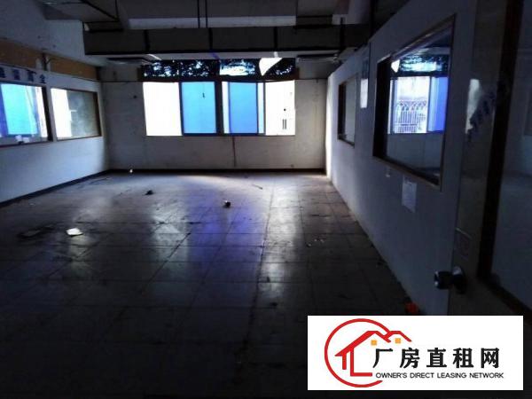 
		惠阳秋长工业园楼上带喷油环评证招租3900平可分租
	