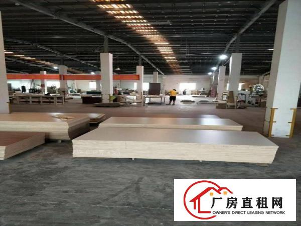 
		大亚湾新出楼上3500平超大货梯水电齐全
	