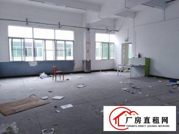 
		大亚湾高速路口1200平电200KVA5吨电梯
	