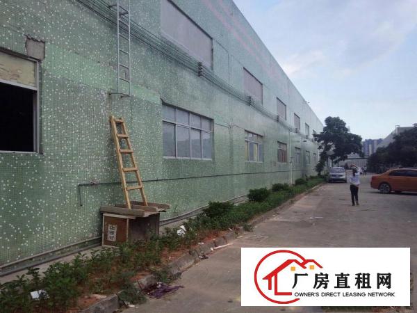 
		大亚湾工业园钢构一楼4300平方加三楼1400平方
	