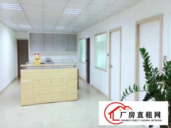 
		仲恺TCL附近原房东4000平方，精装修厂房急租！
	