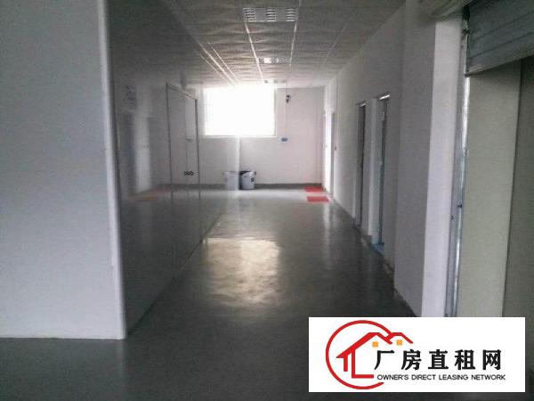 
		陈江三阳酒店附近楼上厂房800平方，急租！
	