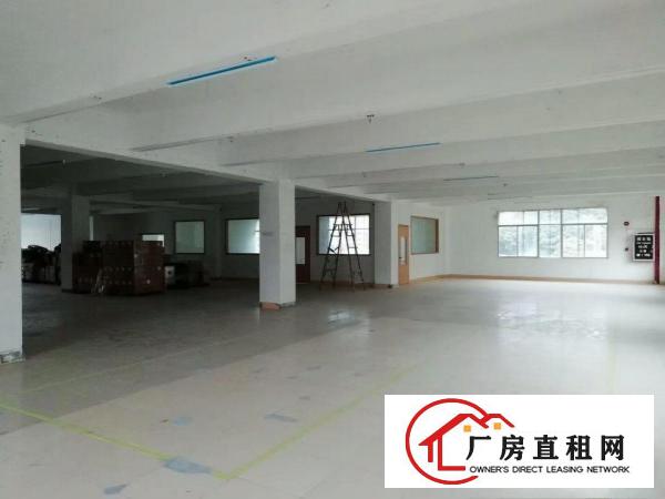 
		陈江仲恺六路独院厂房3000平米招租
	