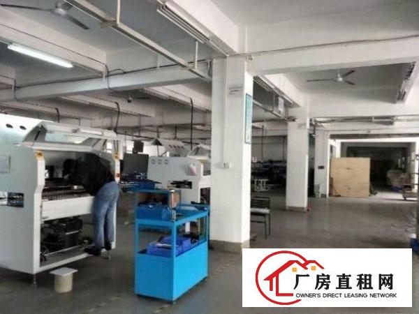 
		仲恺陈江一楼850平米标准厂房出租
	