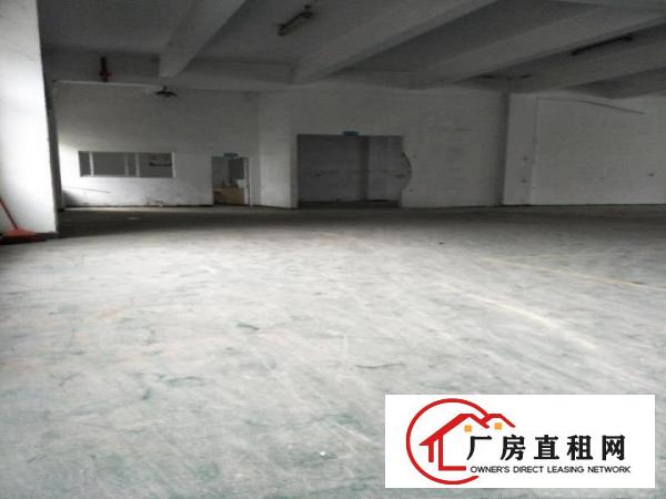 
		仲恺六路附近标准工业区内800平出租
	