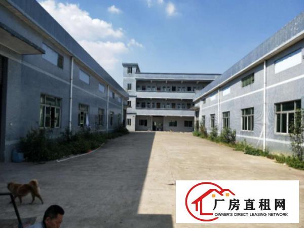 
		陈江主干道独园厂房出租4500平方米带装修
	
