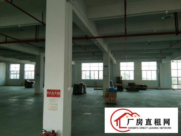 
		平南天好工业园标准厂房一楼层高6米4500平招租
	