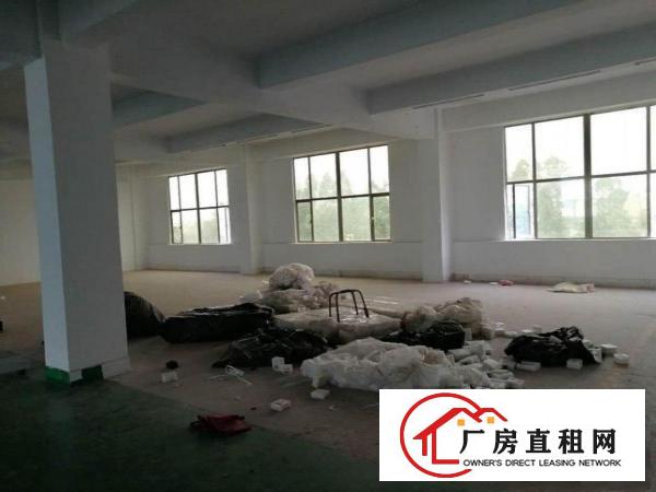 
		惠环仲恺大道旁格林得酒店对面厂房600平米
	