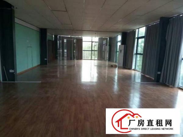 
		仲恺航天科技园房东楼上1000平方旁厂房带装修！
	