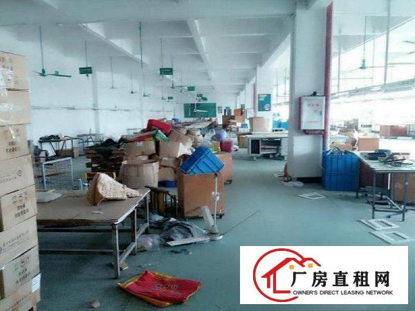 
		仲恺高新区惠环西坑。总面积一万六，一楼6米高带牛腿
	