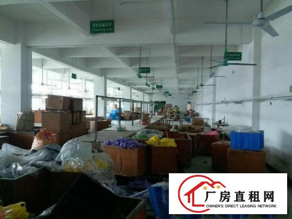 
		仲恺TCL一手房东楼上一千平方厂房出！
	