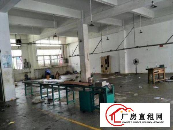 
		仲恺惠环镇标准厂房楼上700平带阁楼办公室，有消防喷淋
	