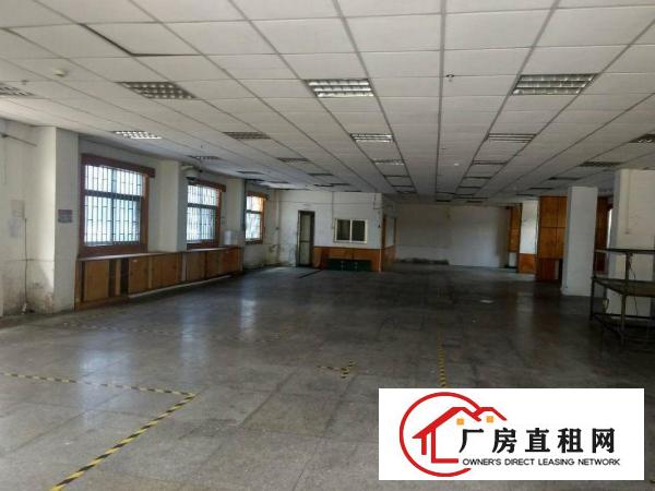 
		独门独院标准三层厂房4800平方
	