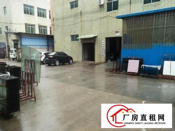 
		潼侨潼侨工业区光明学校右侧厂房2200平米
	