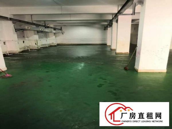 
		街口原房东精装修1350平米独院厂房对外招租
	