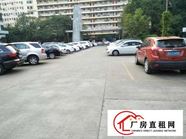
		乌沙靠新民可做抛光，油漆，喷油厂房400平起招租
	