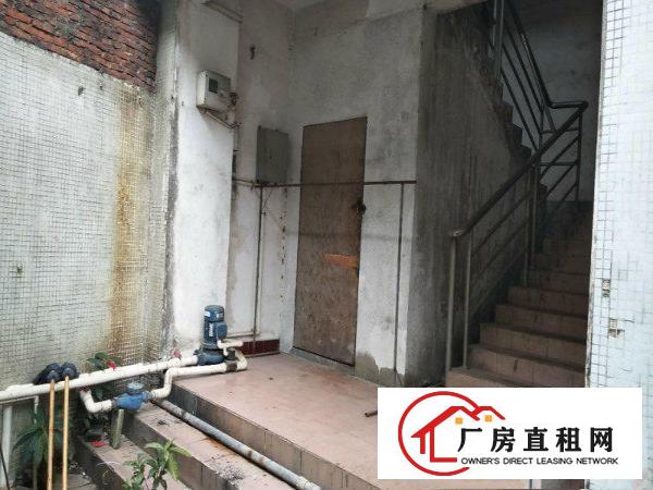 
		建安路精装一楼70平店铺出租价格3000每月
	