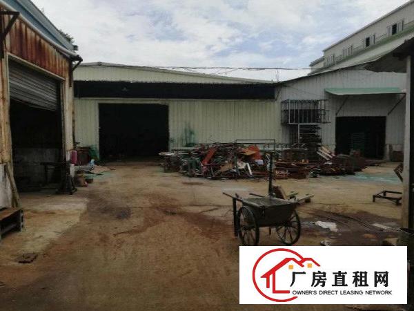 
		新民一楼3000平厂房招租独门独院可进大车
	