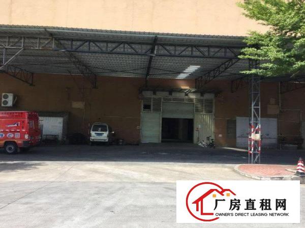 
		建安路一楼2000平水电齐全带办公厂房招租行业不限
	