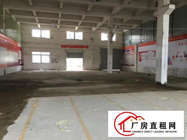 
		乌沙一楼900平厂房招租空地大交通便利可进大车
	