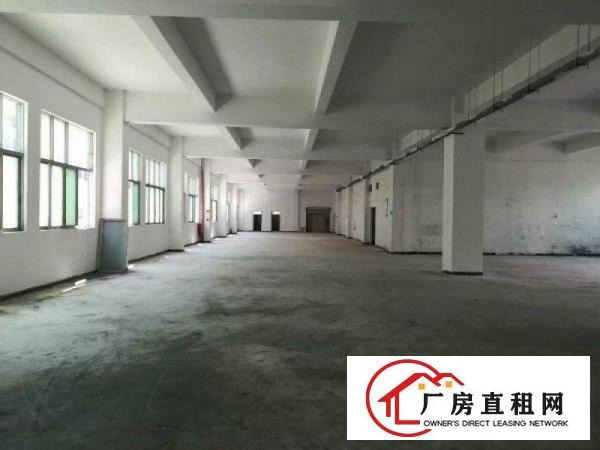
		乌沙新出15000平可分厂房招租消防完善行业不限
	