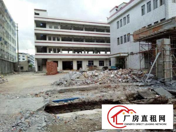 
		上角新出多栋原房东厂房空地大可进大车行业不限
	