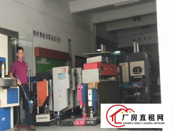 
		S358省道旁一楼1200平厂房招租交通便利近深圳
	